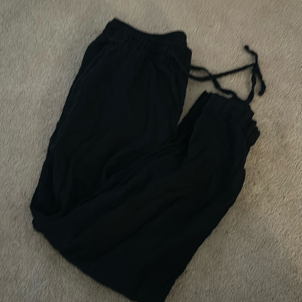 Black tie up ladies pants